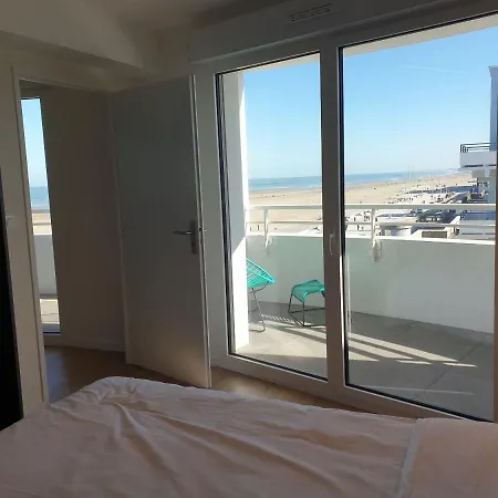 L'opaline - Vue Plage-mer-digue-wifi-netflix-parking Abrite Апартаменты *